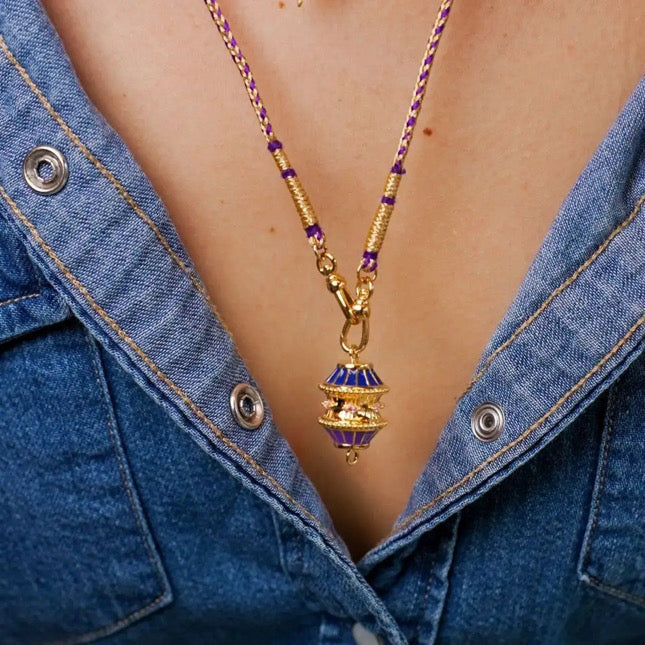 Twirl Necklace