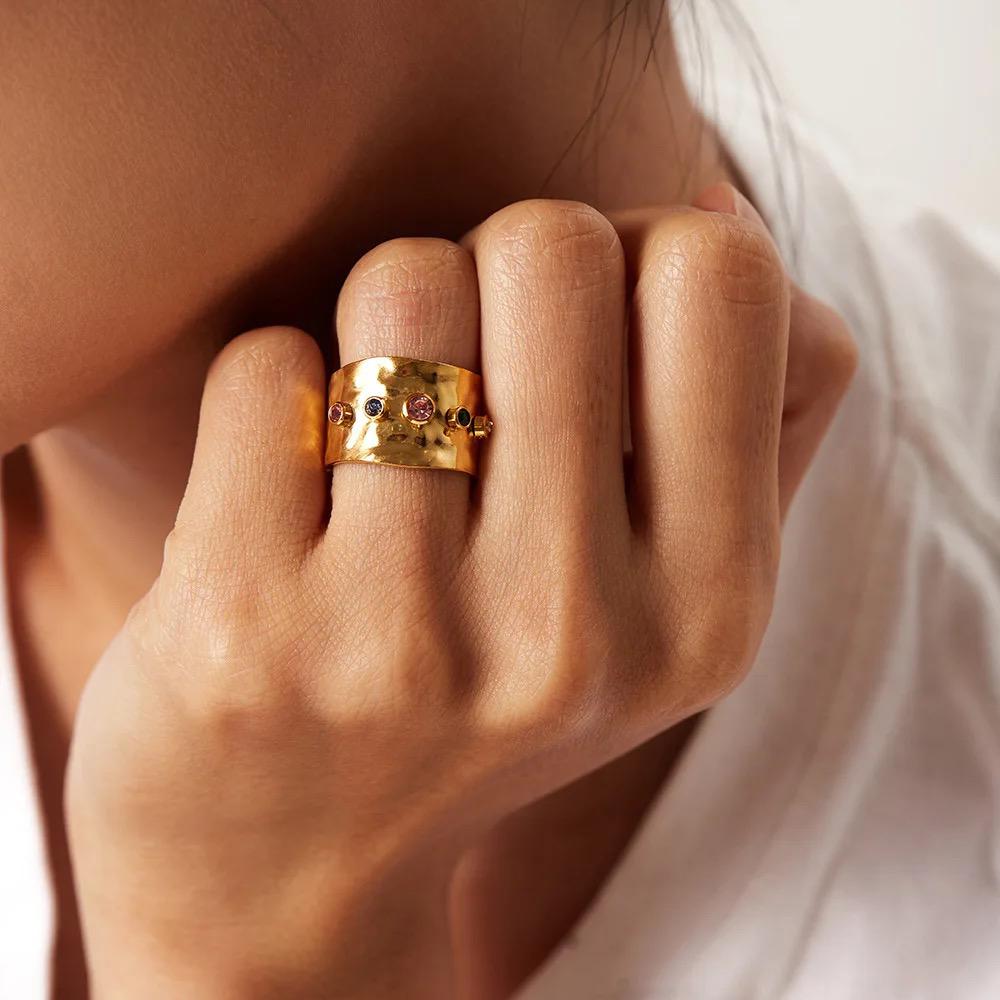 Celebrity’s Zircon Open Ring