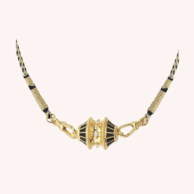Twirl Necklace