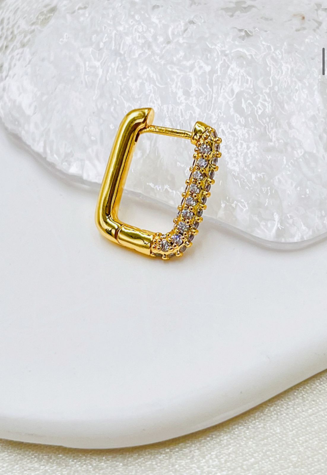 Joyful Mini U In Stunning Zircon