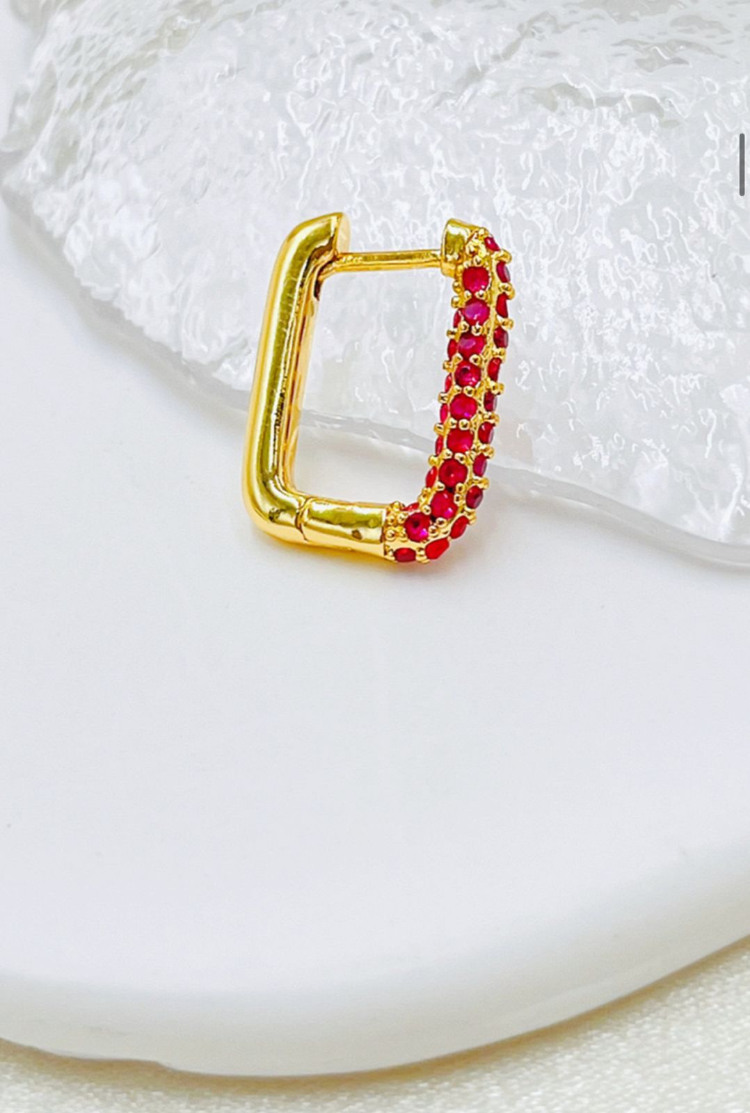 Joyful Mini U In Stunning Zircon