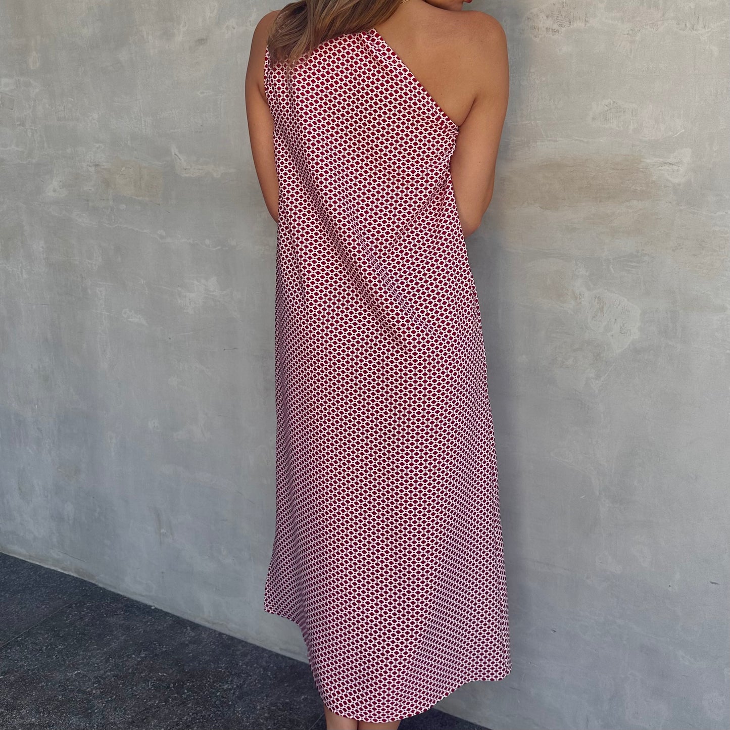 Honeycomb Red Midi Dress ❤️