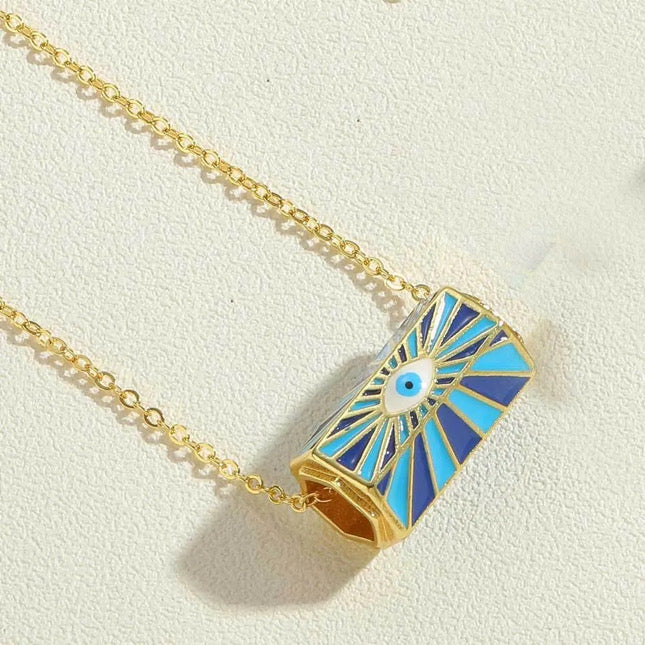 The Eye Glow Necklace