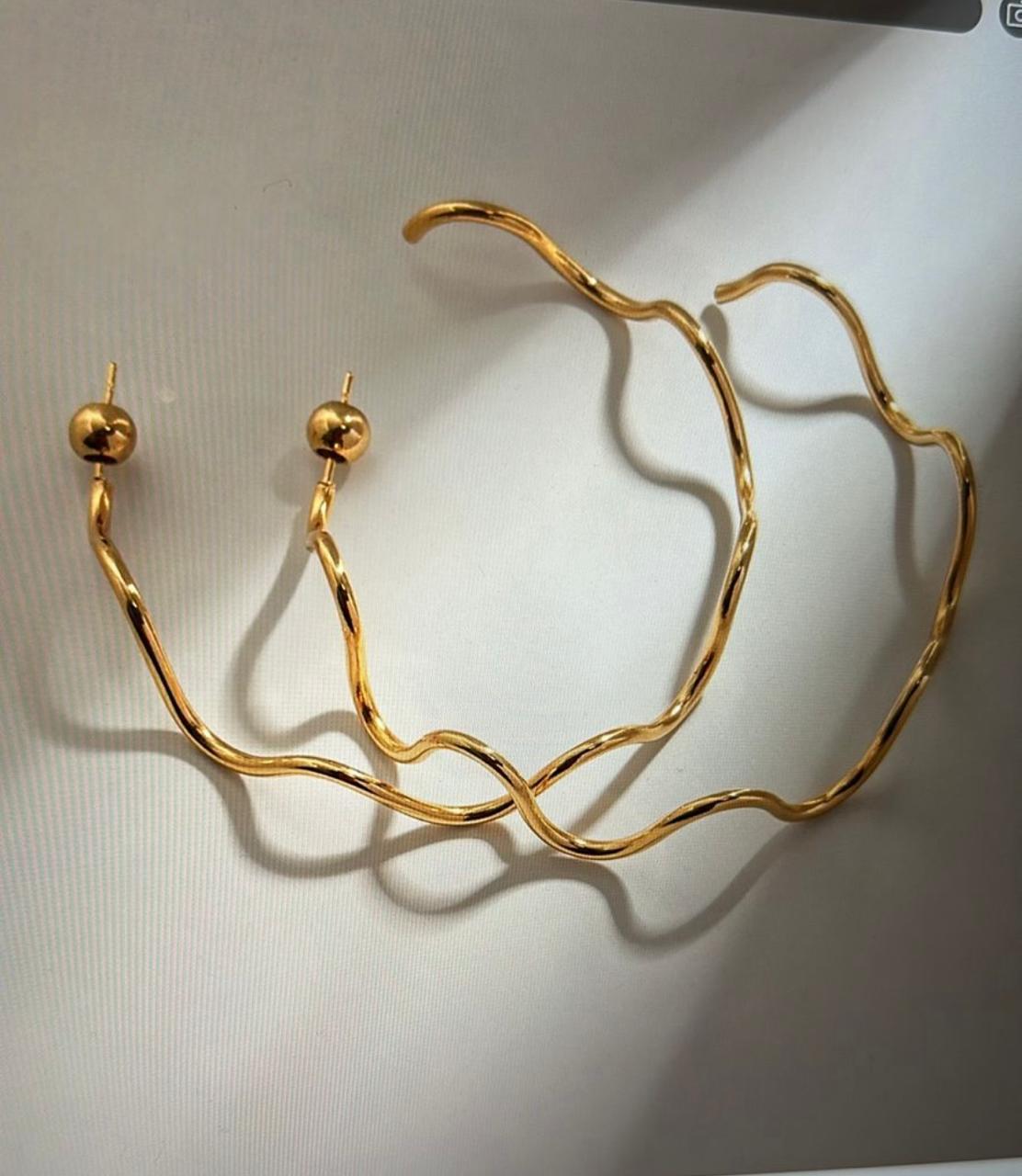 Wave twisted Gold Earrings