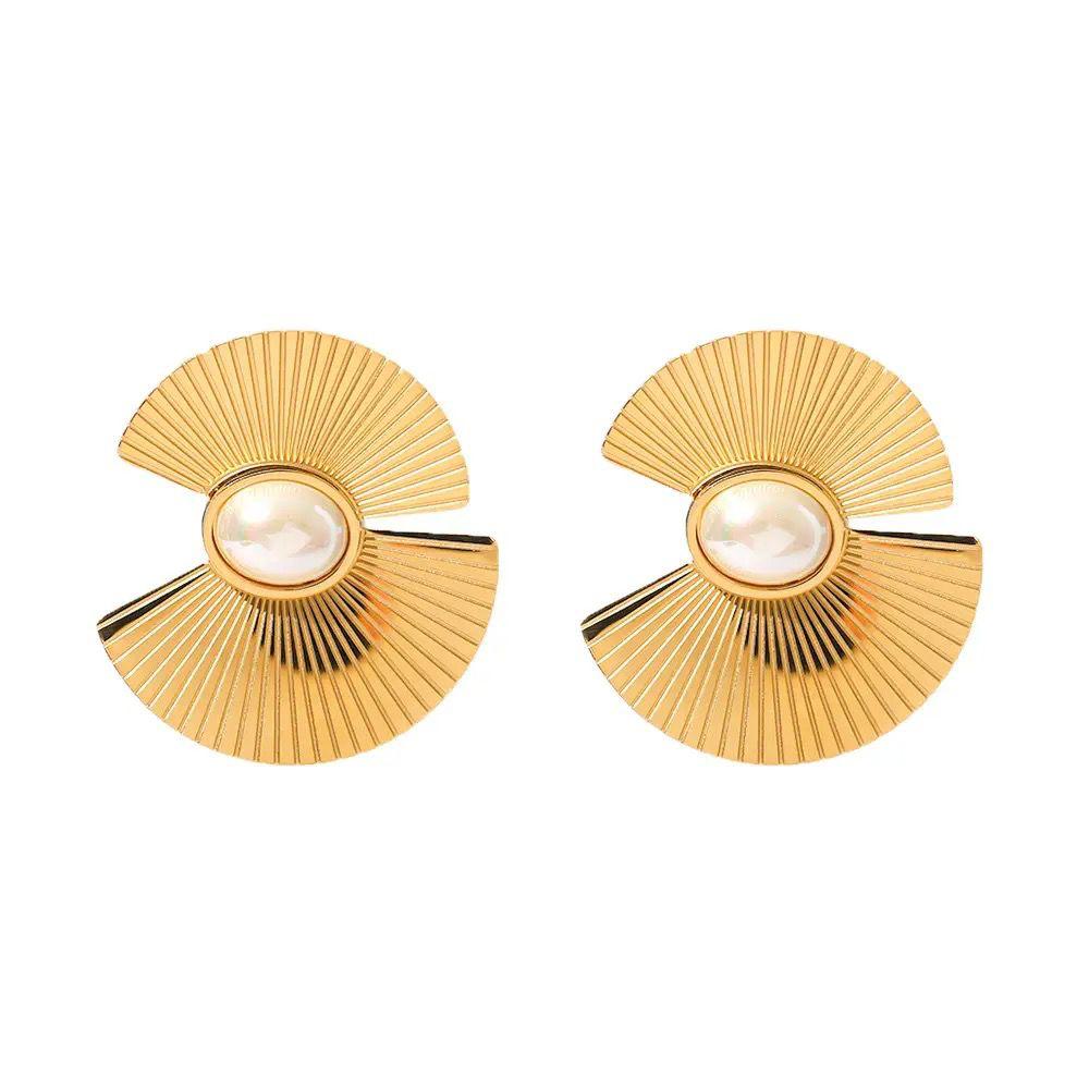Oval Pearl Stud Earrings