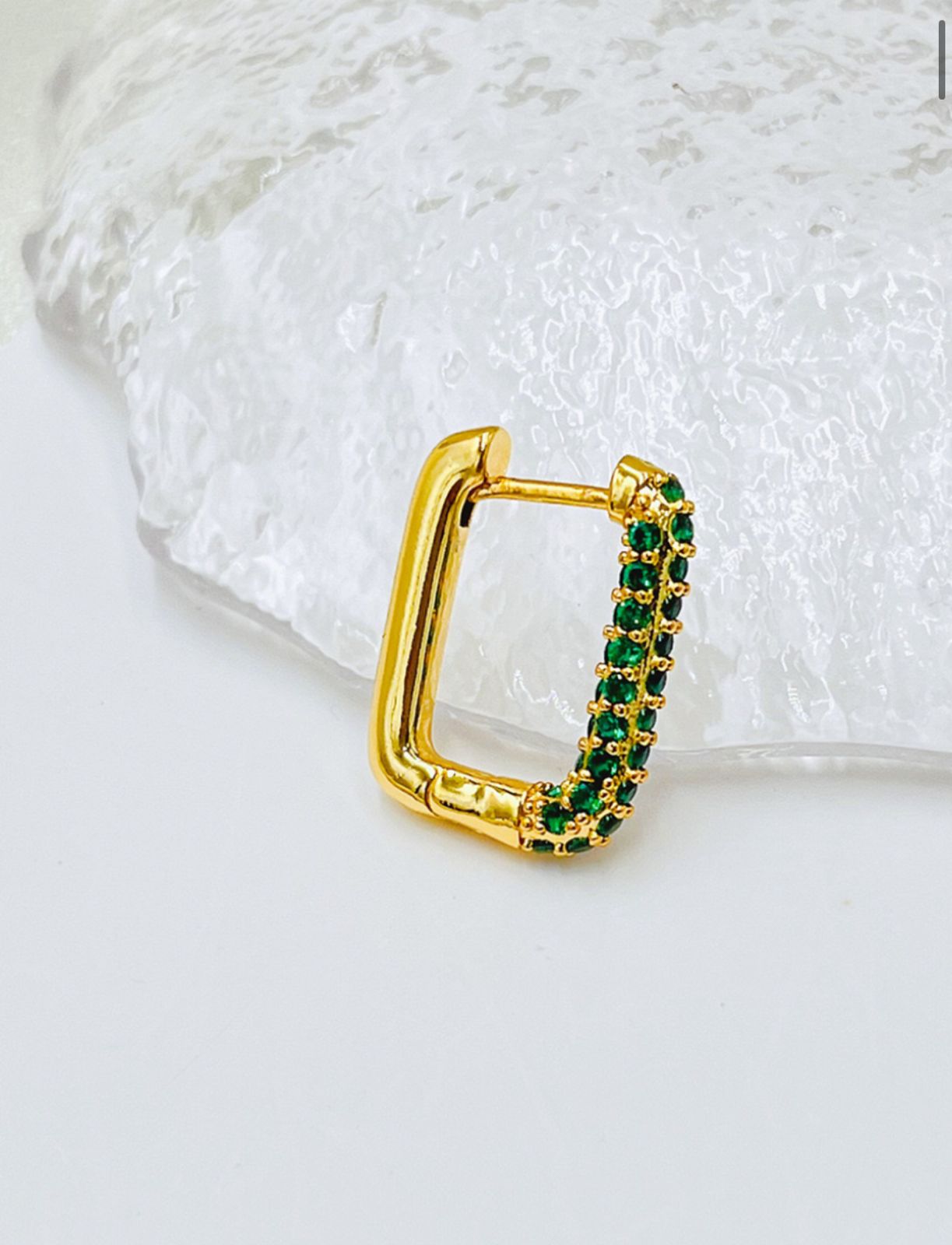 Joyful Mini U In Stunning Zircon