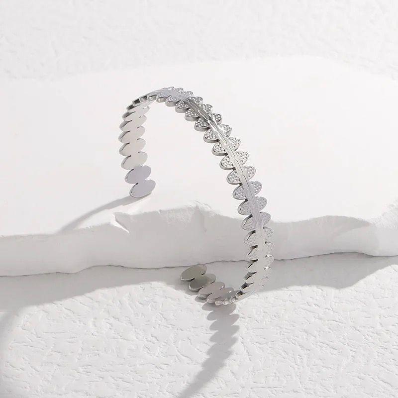 Leaf cuff bangle